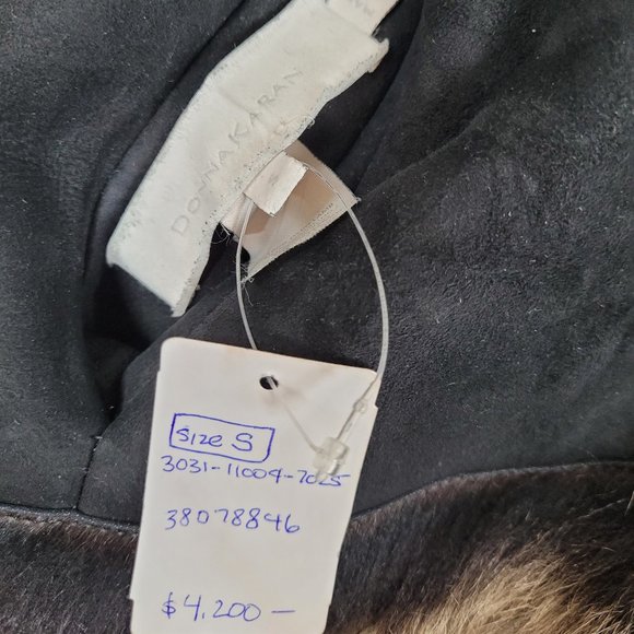 Donna Karan Reversible Lamb Vest - Picture 14 of 14